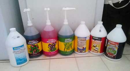 General Hydroponics Flora lineup, including the main trio and additional supplements