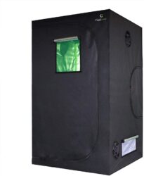 A 4'x4'x7' grow tent is perfect for a 600W or 1000W HPS grow light. Source: Cannabis grow tent tutorial on GrowWeedEasy.com