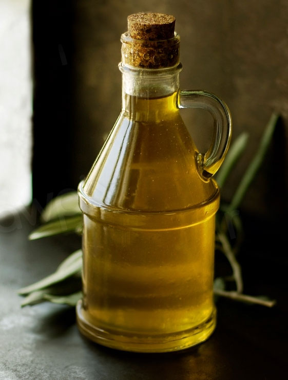 Is Neem Oil Effective for Cannabis Pests? Is it Safe? Grow Weed Easy