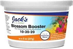 Jack's Class Nutrients - Blossom Booster 10-30-20 is an effective yet cheap nutrient option for the cannabis flowering stage