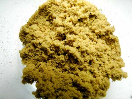 A pile of trichomes (in this case, made of dry ice hash from cannabis buds)