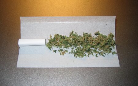 Unrolled_joint-by-Porao - smoking is fun but it isn't the best way to enjoy marijuana